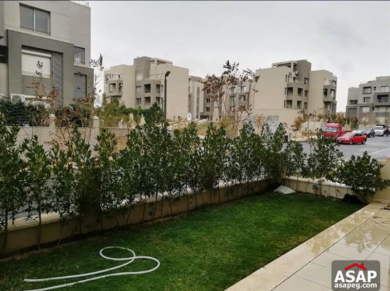 Studio with Garden in Village Gate Studio with Garden in Village Gate