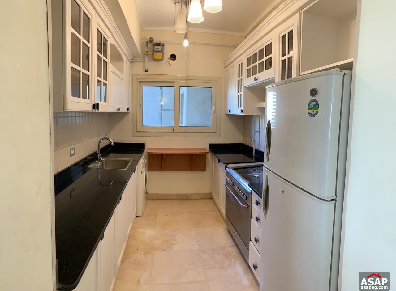 Furnished Studio for Rent in Village Gate