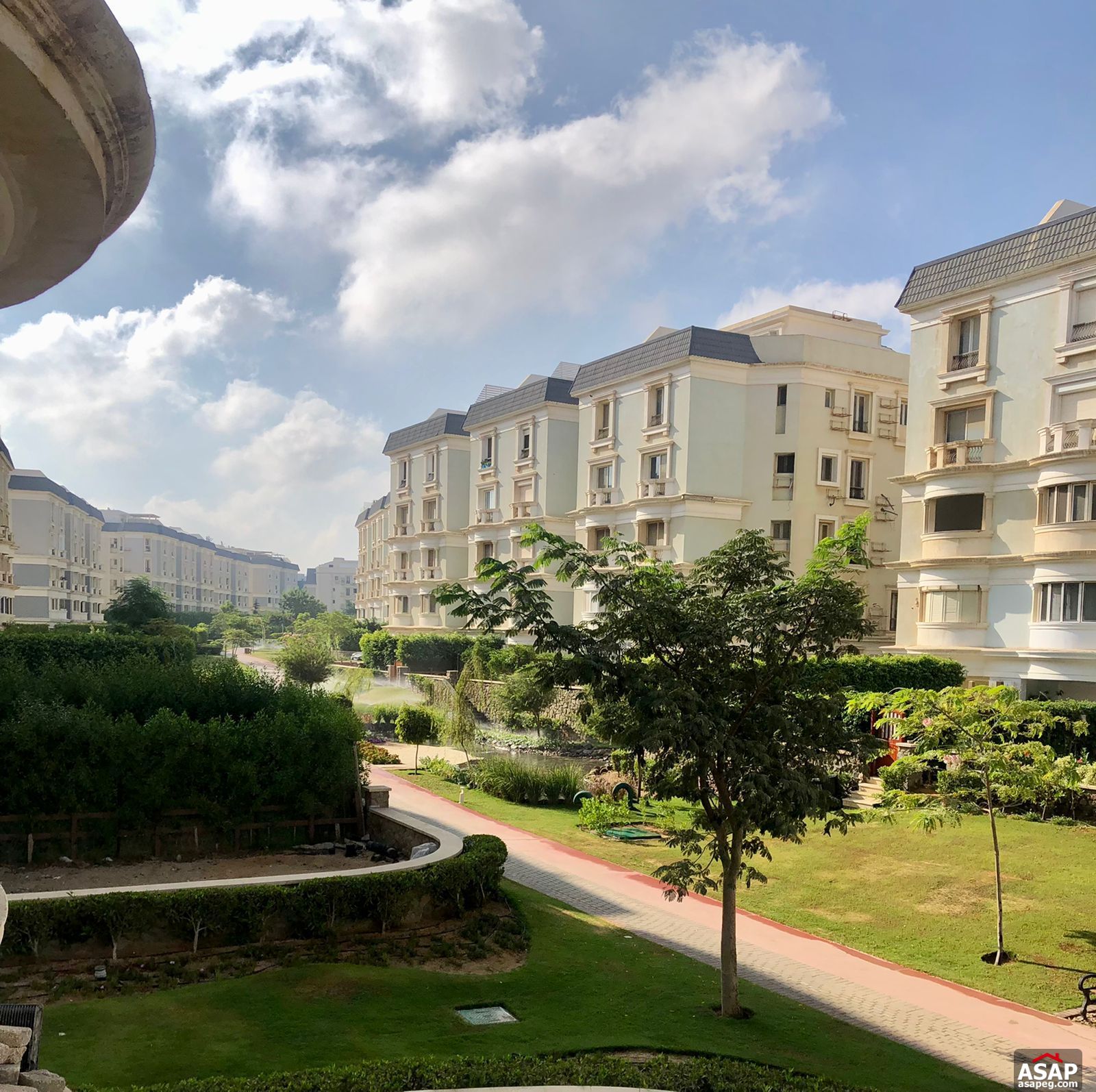 I Villa for Sale in Mountain View Hyde Park