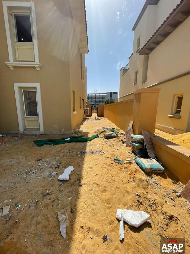 Modern Twin House for Rent in Mivida Emaar Modern Twin House for Rent in Mivida Emaar