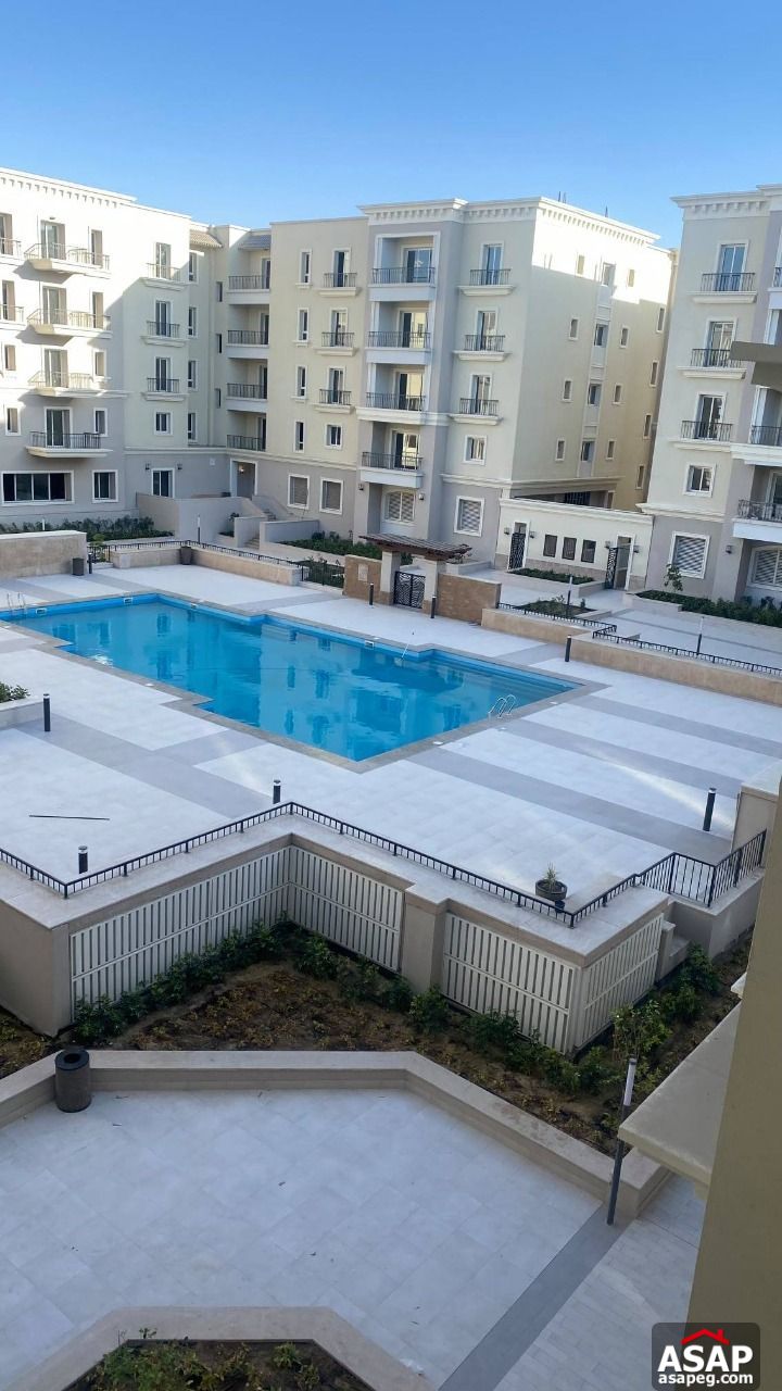 Apartment with Pool View for Sale in New Cairo Apartment with Pool View for Sale in New Cairo