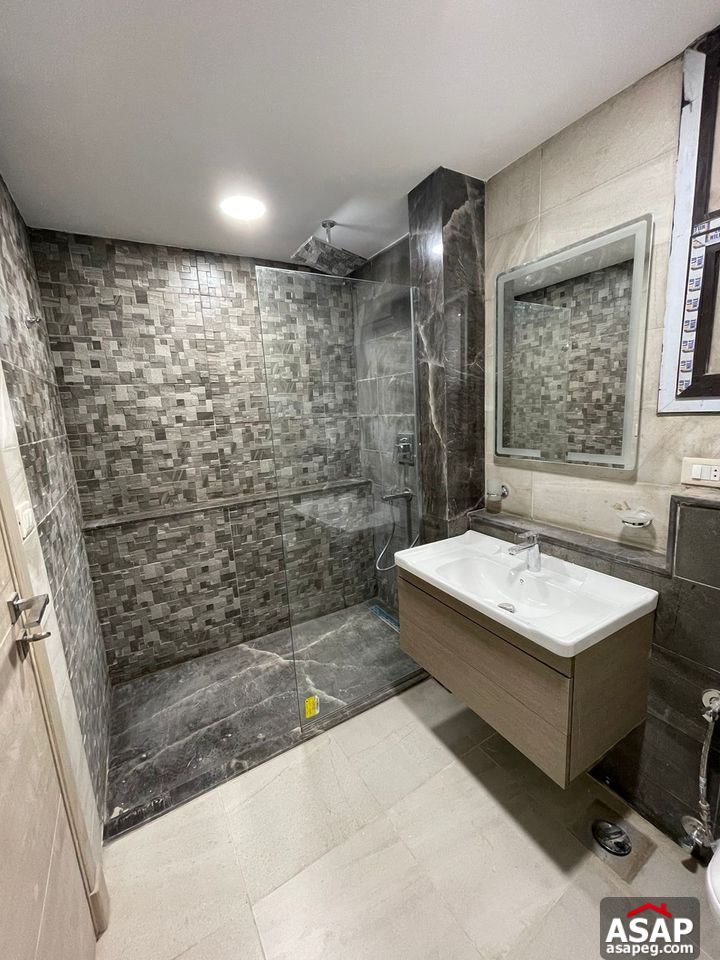 Duplex with Garden for Rent in Westown Duplex with Garden for Rent in Westown