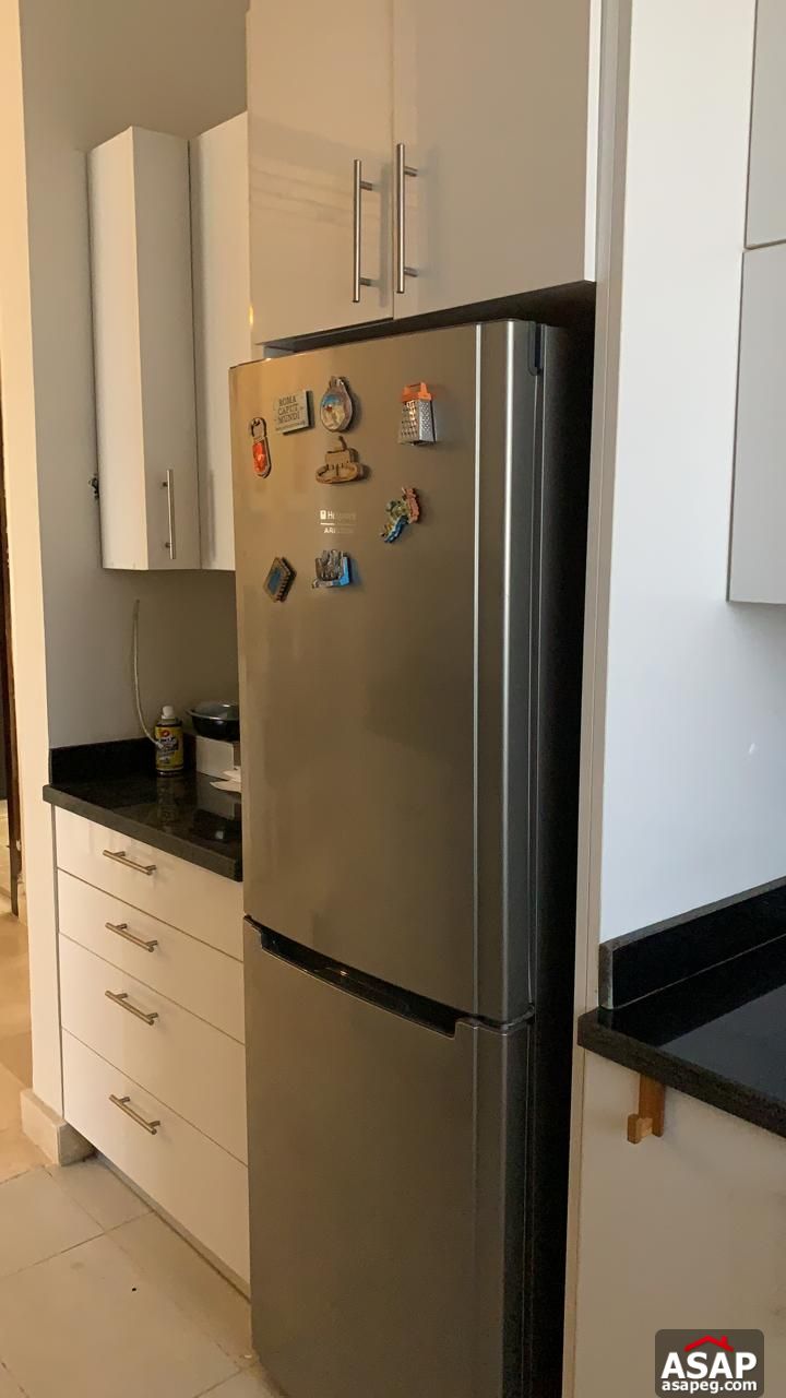 Studio with Garage for Rent in Village Gate