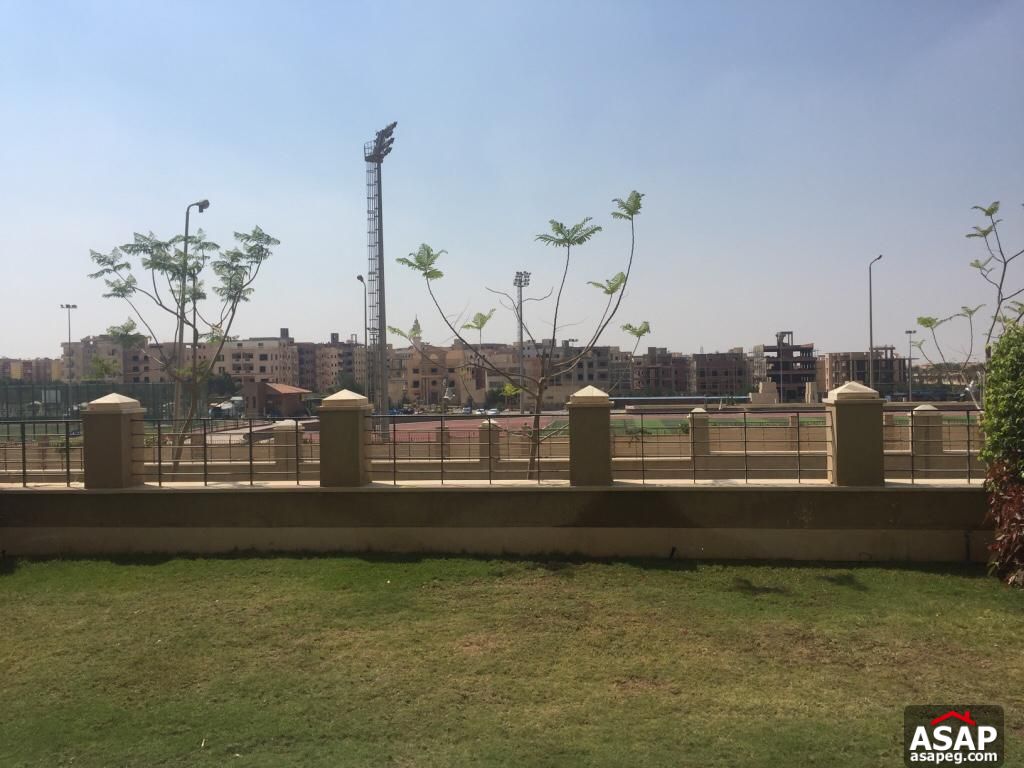 Apartment with Private Garden in The Village Palm Hills