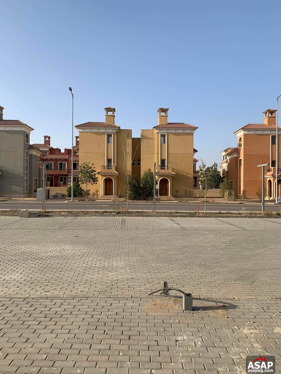 Villa for Sale in Nyoum Compound