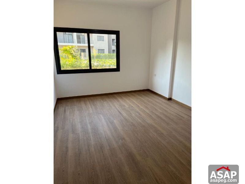 Ground Floor for Sale in Fifth Square Ground Floor for Sale in Fifth Square