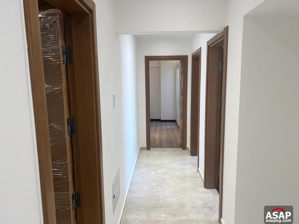 Apartment with Park View for Rent in Mountain View I City Apartment with Park View for Rent in Mountain View I City