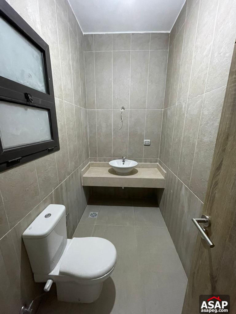 Ground Floor for Rent in Fifth Square