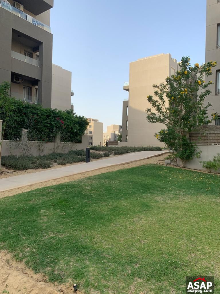 Apartment for Sale in Village Gate Compound Apartment for Sale in Village Gate Compound