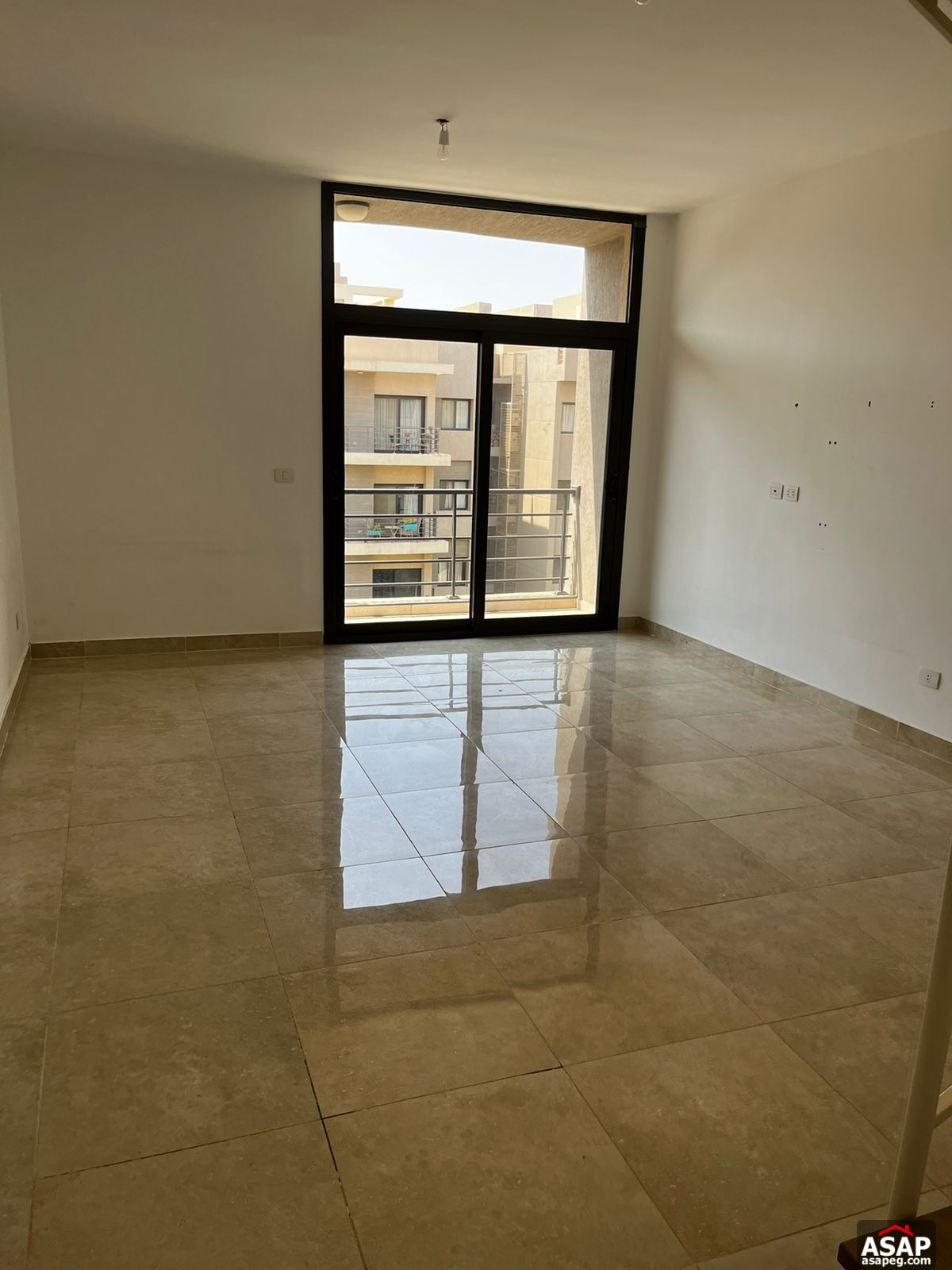 Fully Finished Penthouse for Rent in Fifth Square Compound Fully Finished Penthouse for Rent in Fifth Square Compound