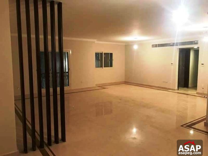 Apartment with Balcony for Rent in Katameya Plaza