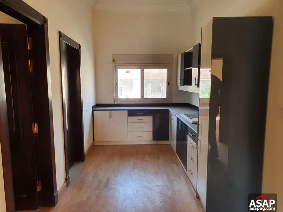 Villa with Swimming Pool for Rent in Karma Heights