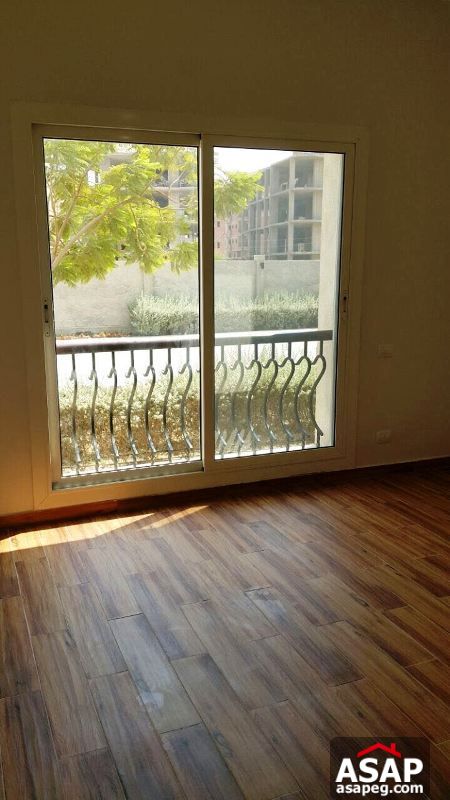 Apartment with Private Garden in Katameya Plaza Apartment with Private Garden in Katameya Plaza