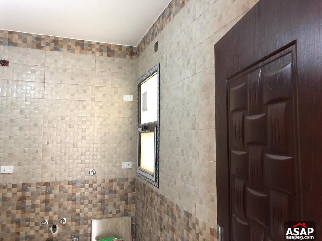 Semi Furnished Apartment for Rent in Eastown