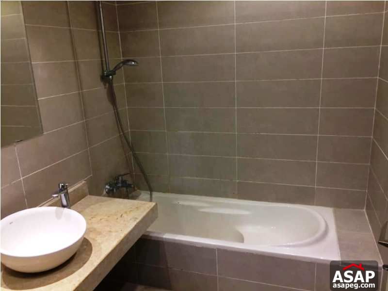 Apartment with Garden in Village Gate for Rent Apartment with Garden in Village Gate for Rent