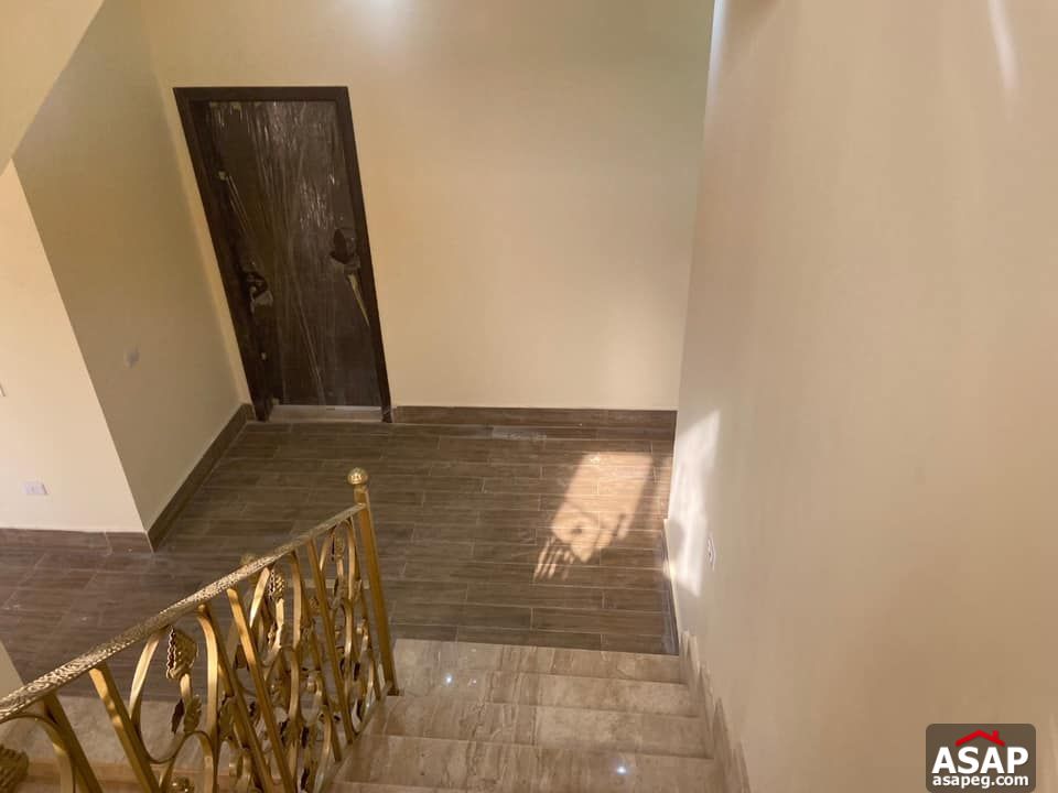 Town House for Rent in Les Rois Town House for Rent in Les Rois