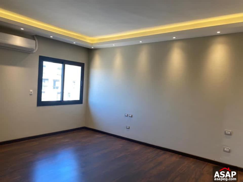 Apartment for Rent in Westown Compound Apartment for Rent in Westown Compound