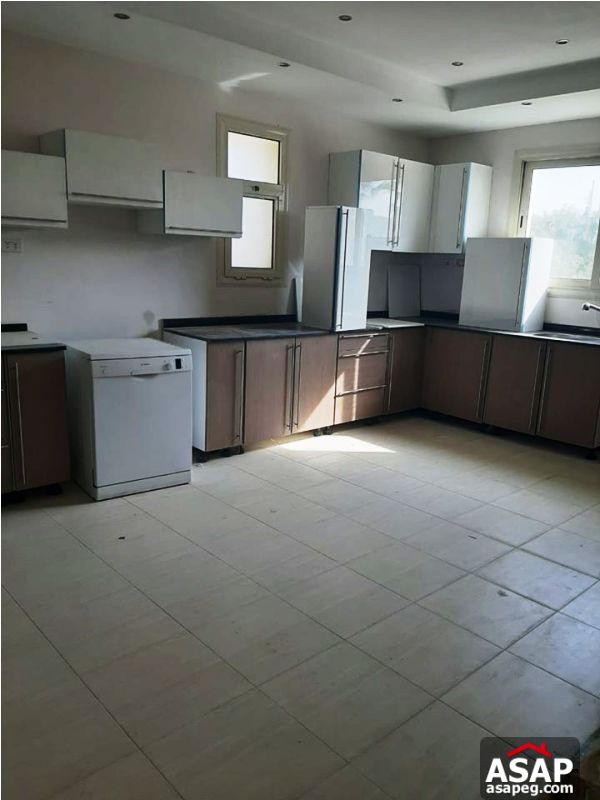 Twin House with Garden for Rent in Bellagio Twin House with Garden for Rent in Bellagio