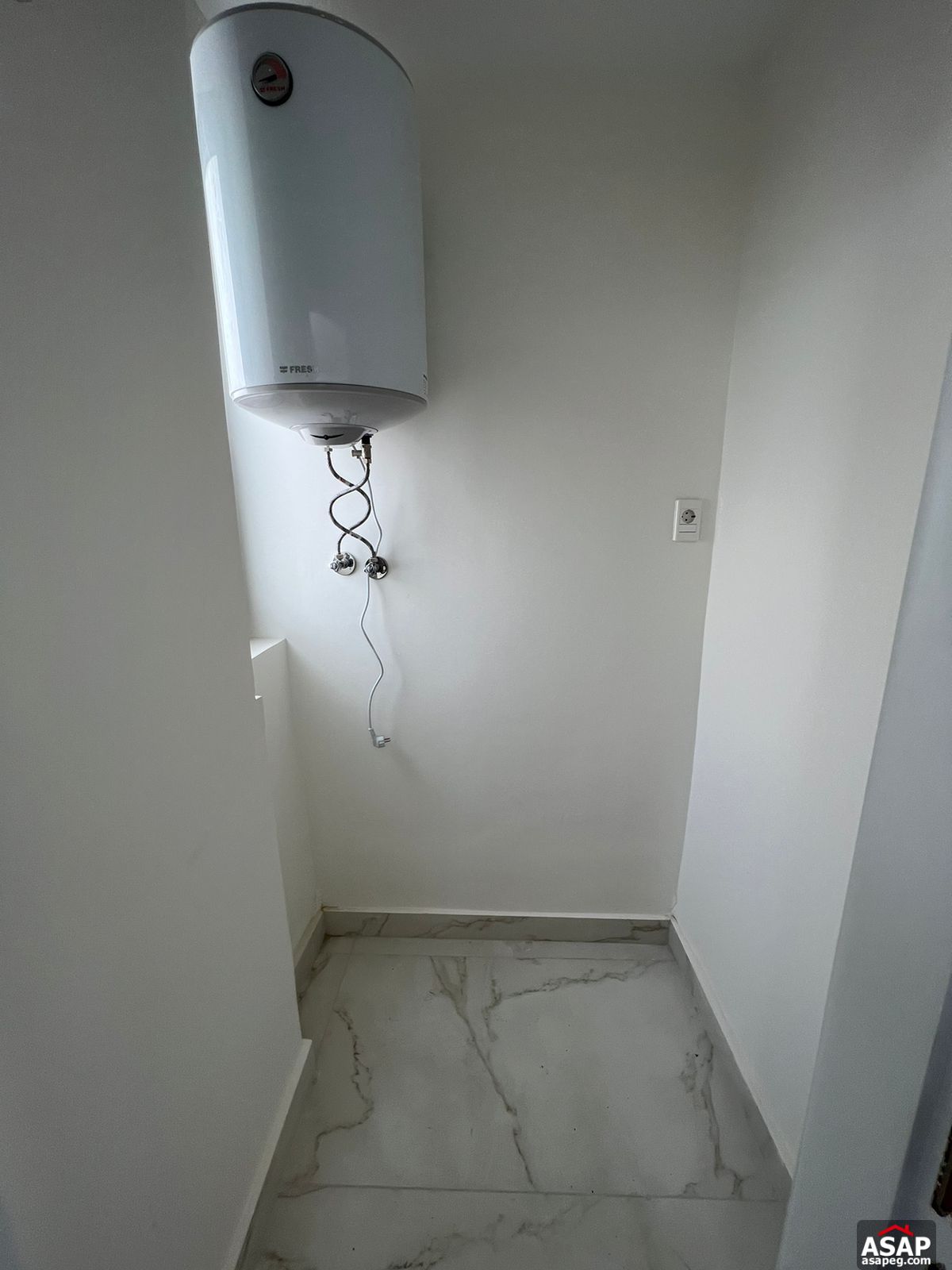 Penthouse for Rent in Lake View Residence Penthouse for Rent in Lake View Residence