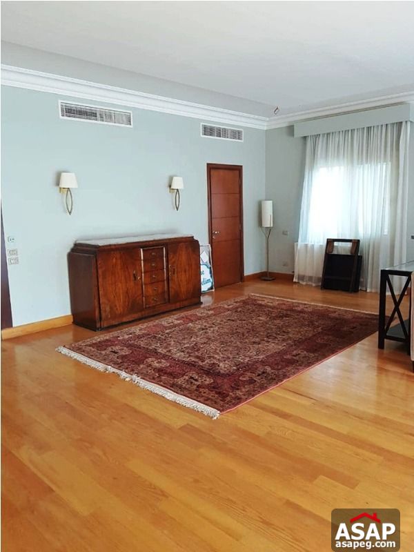 Villa with Big Garden for Rent in Sheikh Zayed Villa with Big Garden for Rent in Sheikh Zayed