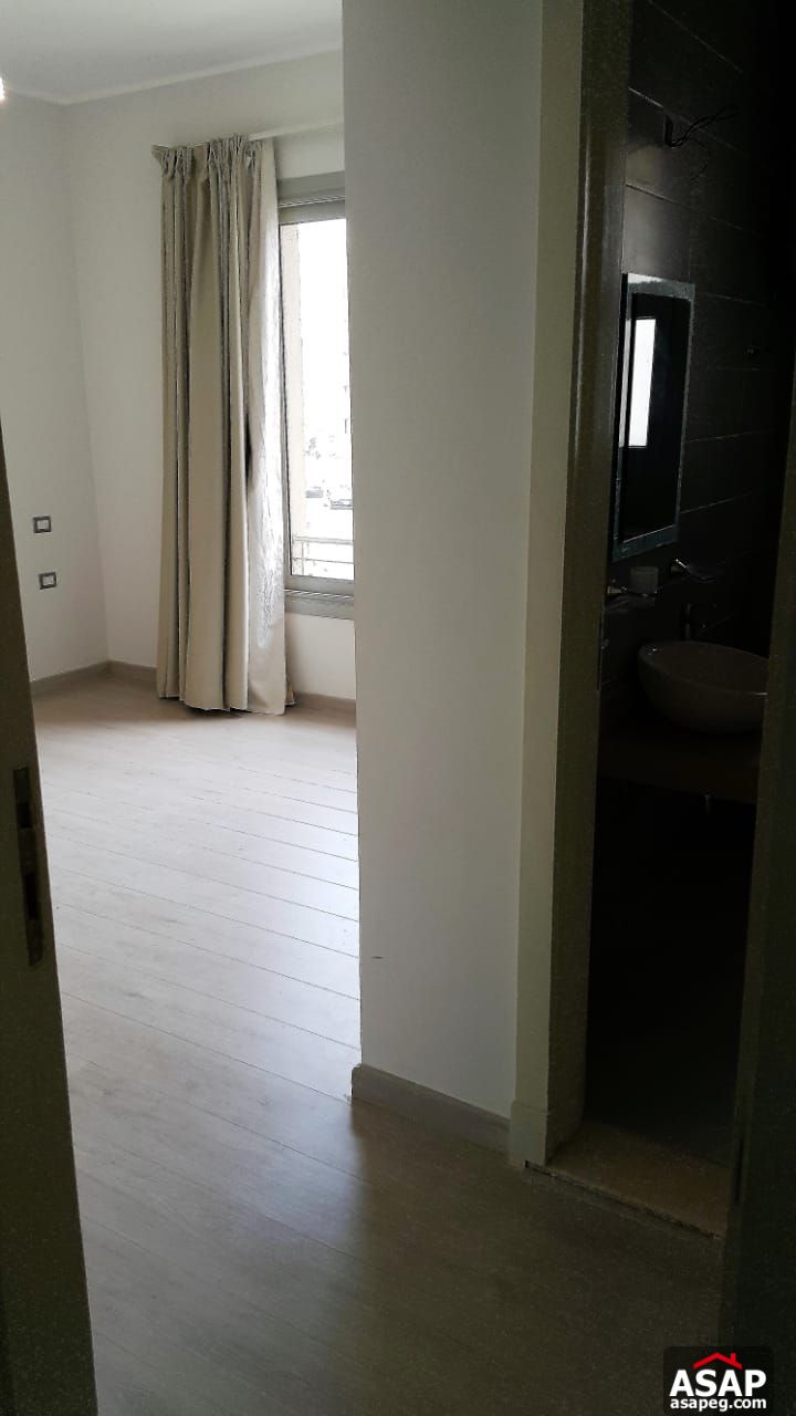 Duplex for Rent in Village Gate Palm Hills