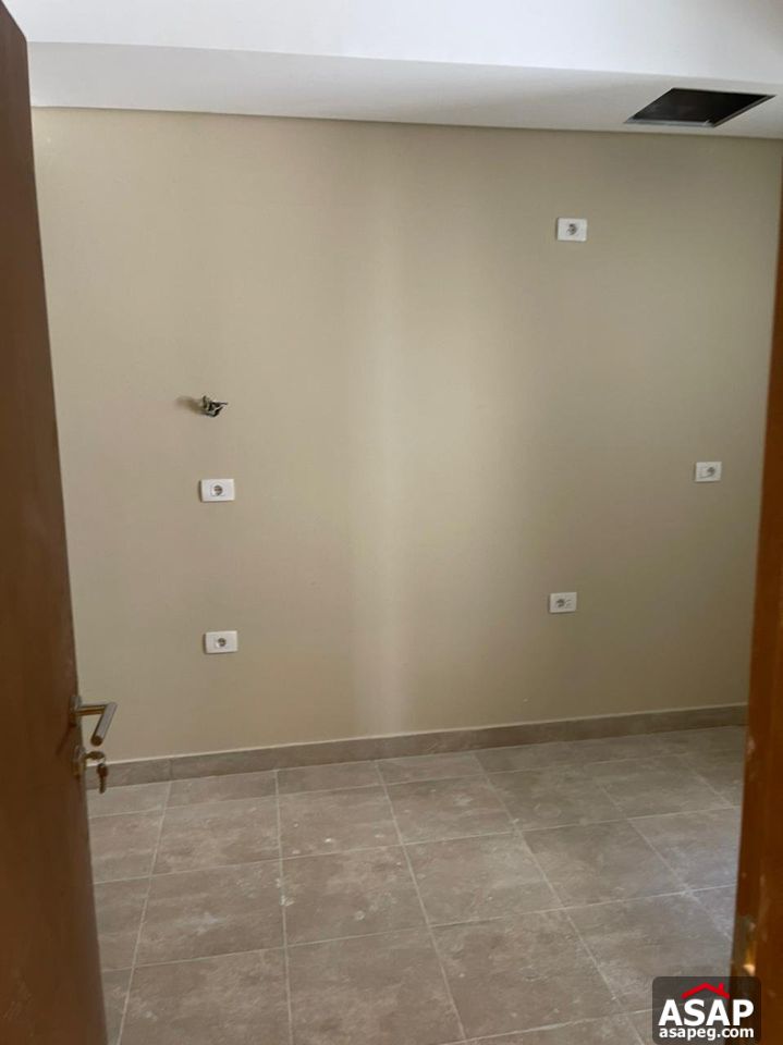 Finished Apartment for Sale in Villette Compound