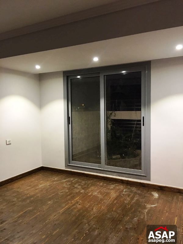 Roof for Rent in West Arabella Roof for Rent in West Arabella