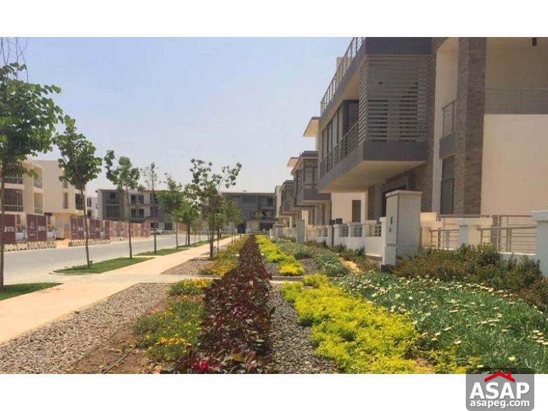 Ground Floor for Sale in Taj City Compound Ground Floor for Sale in Taj City Compound