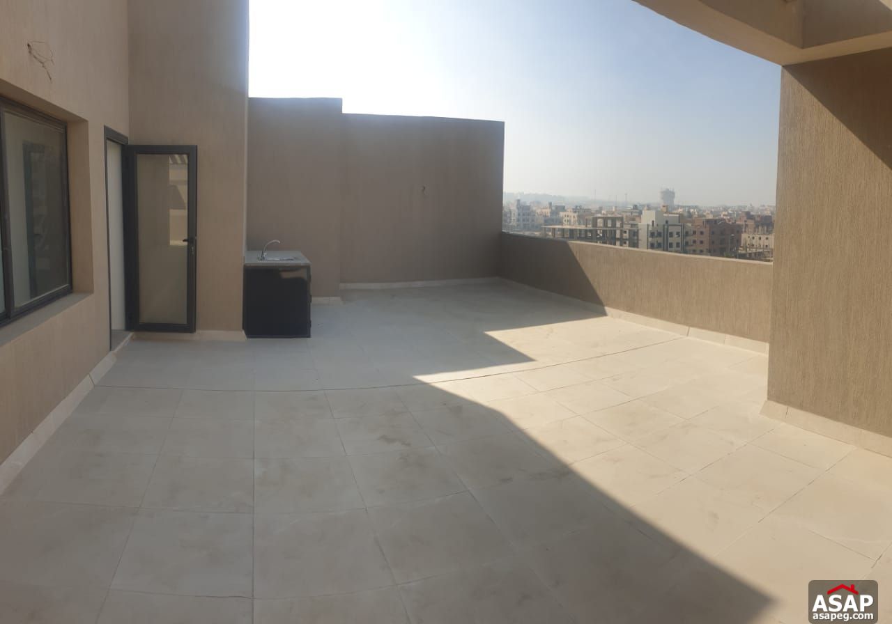 Penthouse for Rent in Fifth Square Penthouse for Rent in Fifth Square