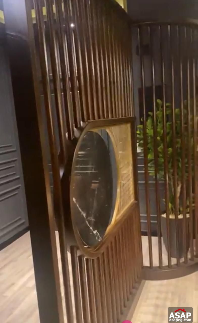 Ground Floor for Sale in Hyde Park