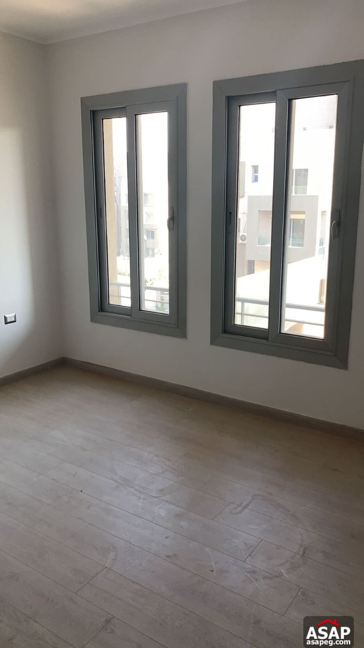 Apartment for Rent in Village Gate Apartment for Rent in Village Gate