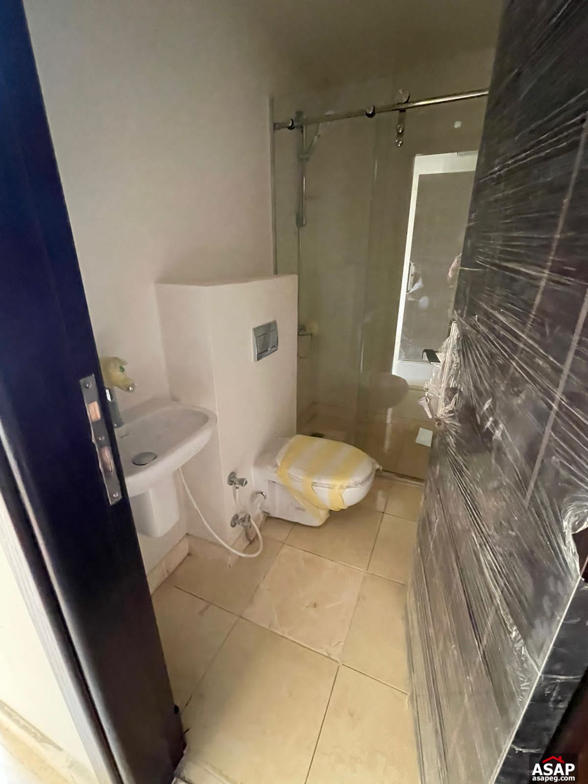 Finished Twin House for Rent in Mivida Finished Twin House for Rent in Mivida