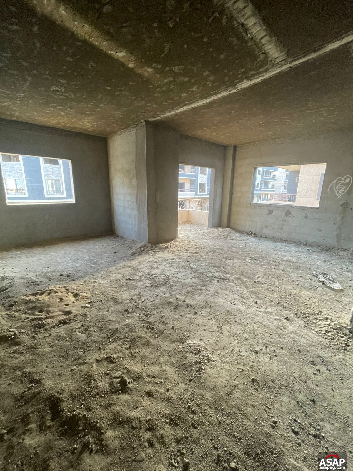 Apartment for Sale in New Cairo Compounds Apartment for Sale in New Cairo Compounds