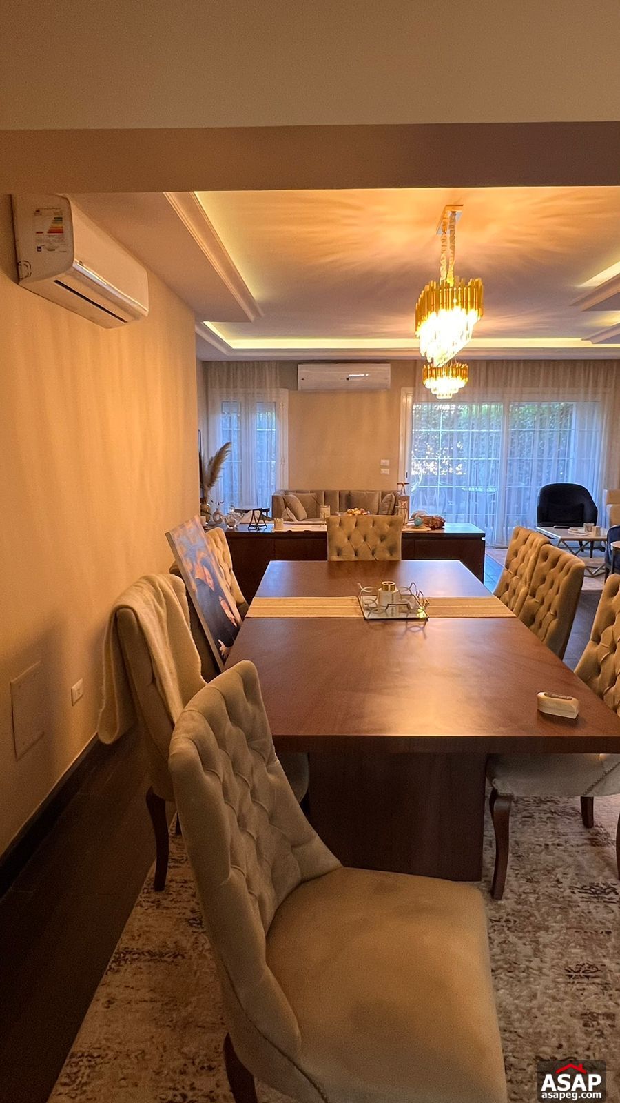 I Villa Garden for Sale in Mountain View Hyde Park