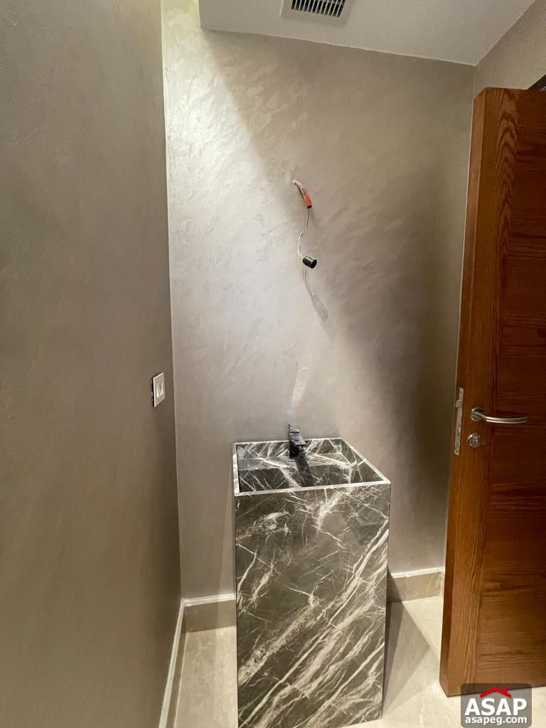 Triplex for Rent in Eastown Sodic Triplex for Rent in Eastown Sodic