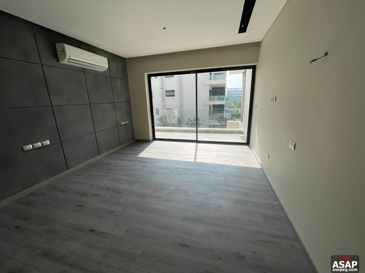 Apartment with Lake View for Rent in Lake View Residence Apartment with Lake View for Rent in Lake View Residence