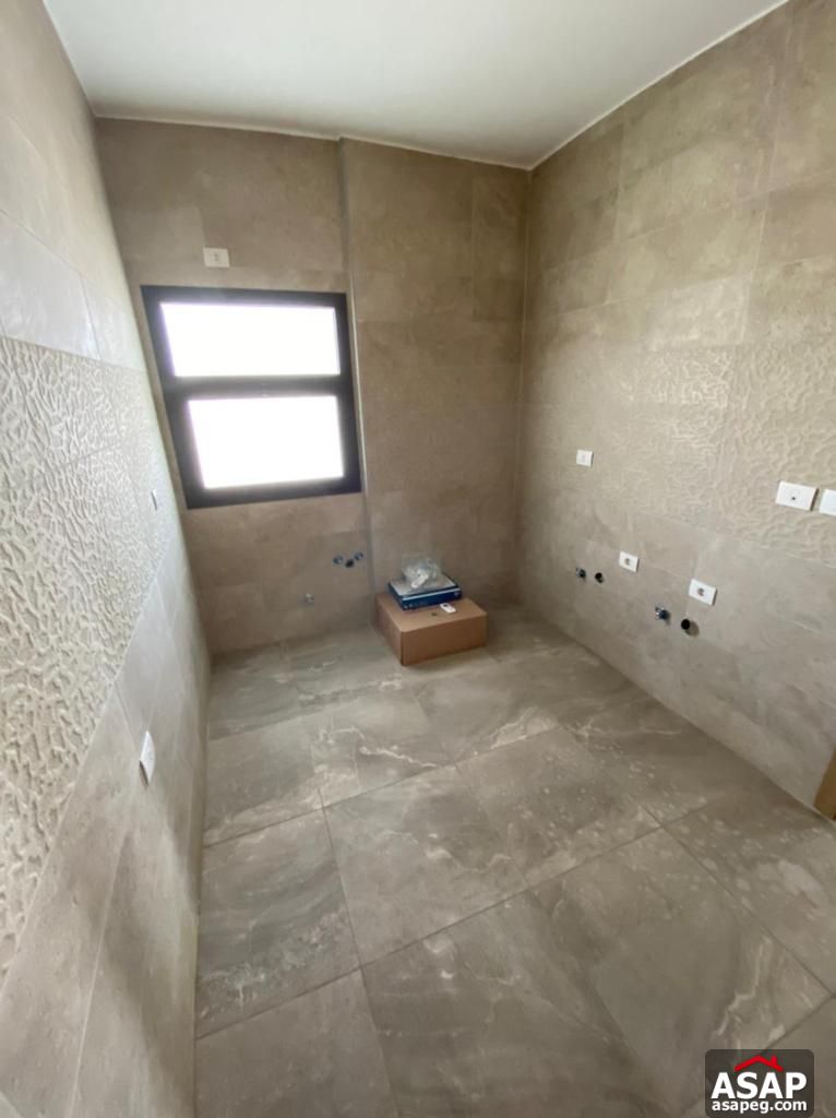 Penthouse for Sale in Fifth Square Compound Penthouse for Sale in Fifth Square Compound