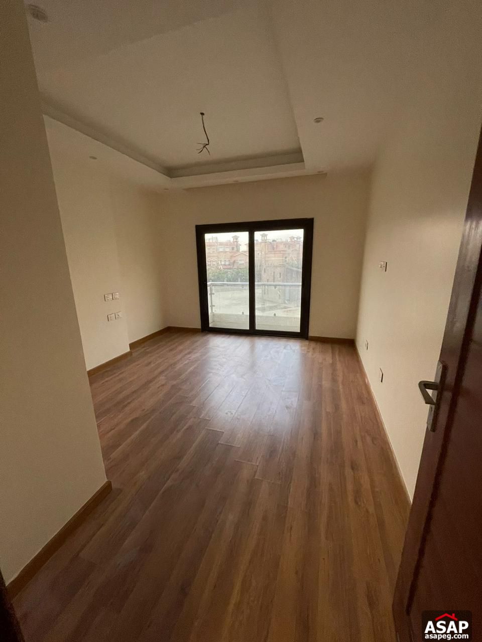 Apartment with AC's for Sale in Les Rois Apartment with AC's for Sale in Les Rois