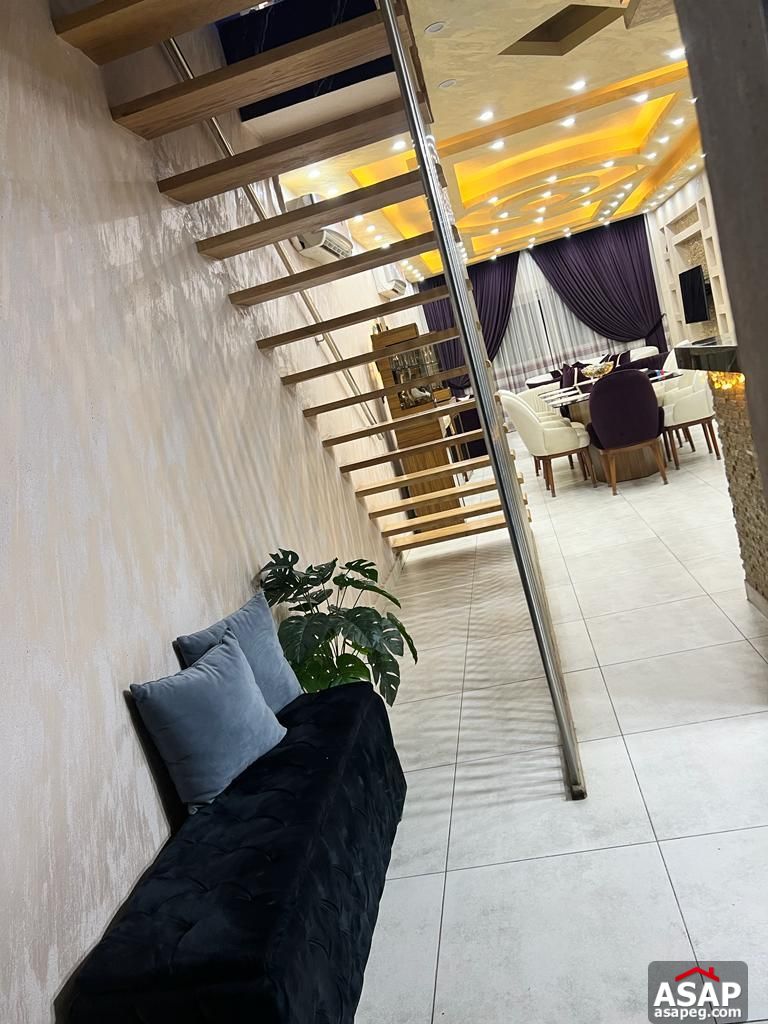 Penthouse with Roof for Sale in Galleria Moon Valley Penthouse with Roof for Sale in Galleria Moon Valley