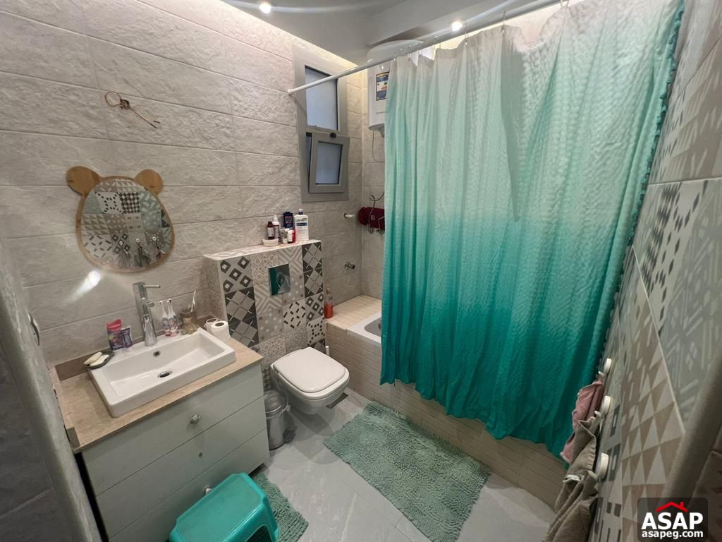 Duplex with Garden for Rent Eastown