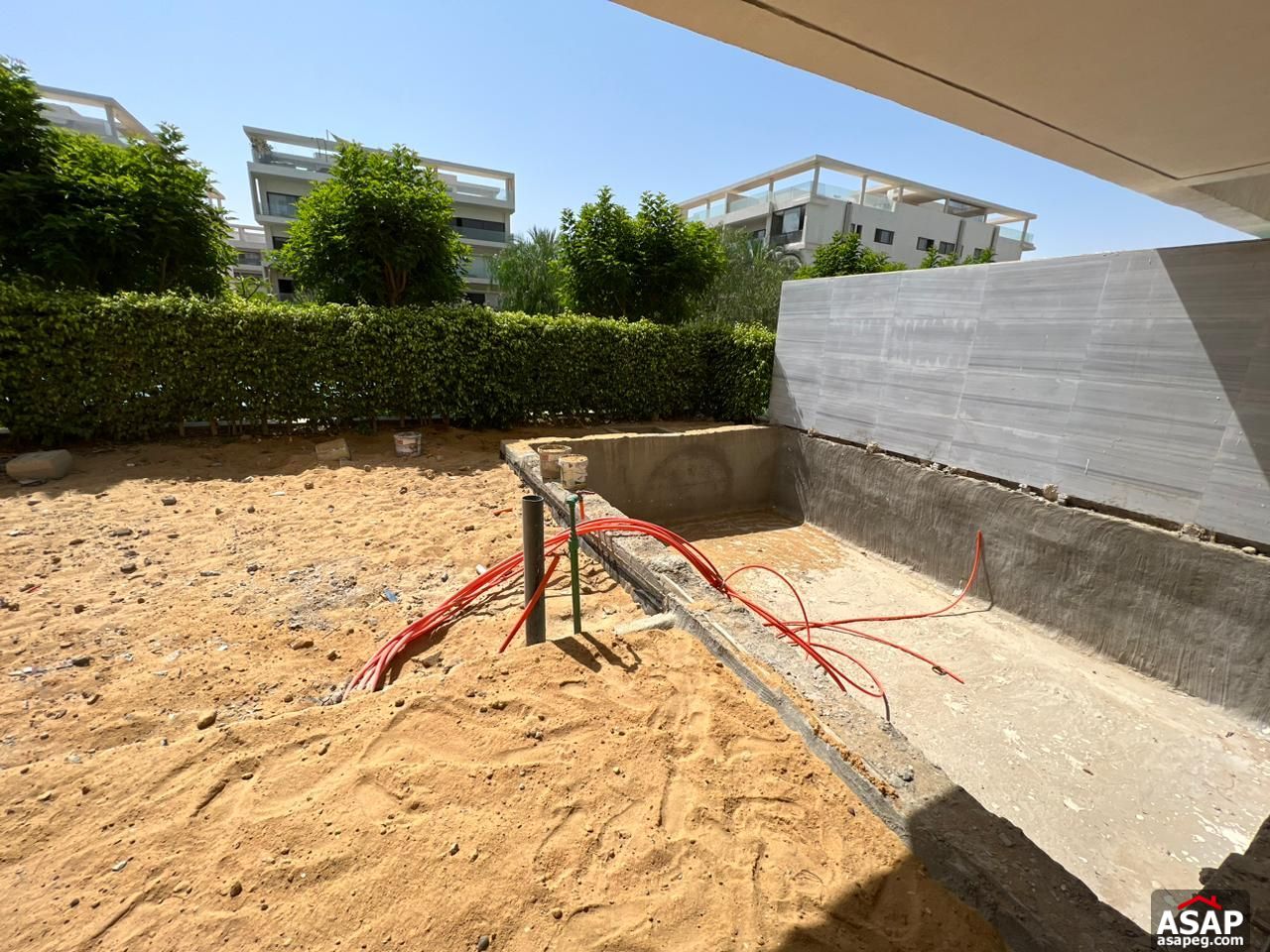 Ground Floor with Pool for Rent in Lake View Residence Ground Floor with Pool for Rent in Lake View Residence