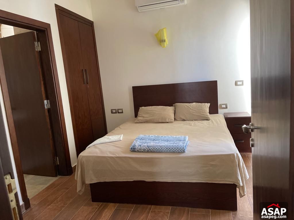 Finished Villa with Lake View for Sale in Hacienda Bay Finished Villa with Lake View for Sale in Hacienda Bay