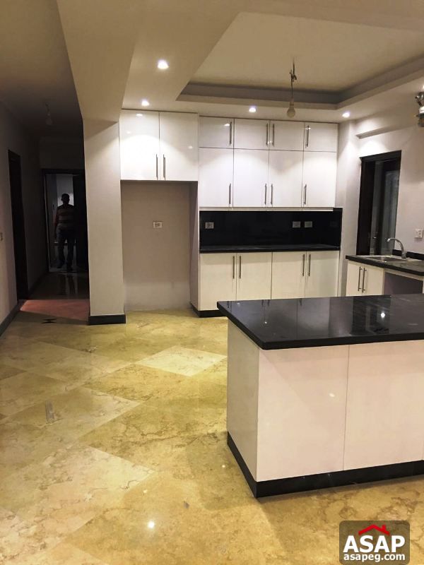 Roof for Rent in West Arabella Roof for Rent in West Arabella