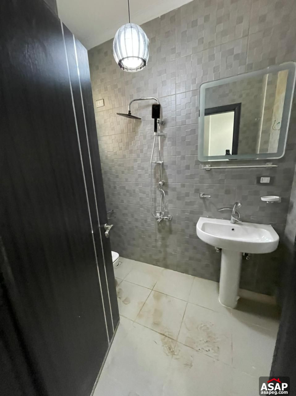 Semi Furnished Apartment for Rent in Eastown Compound Semi Furnished Apartment for Rent in Eastown Compound