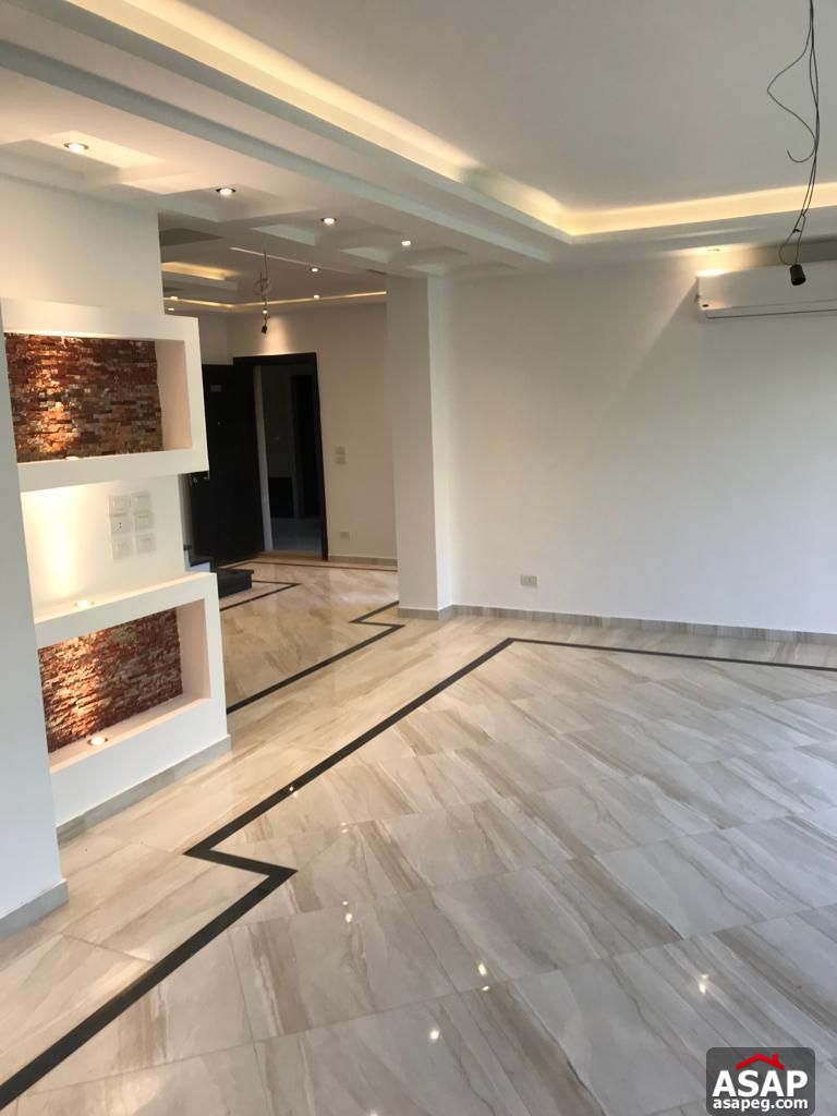 Duplex with Garden for Rent in Eastown Sodic
