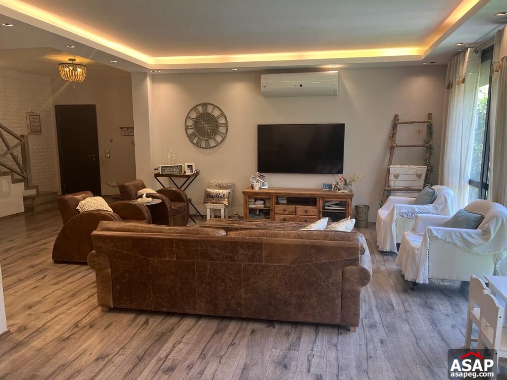 Duplex with Garden for Rent Eastown