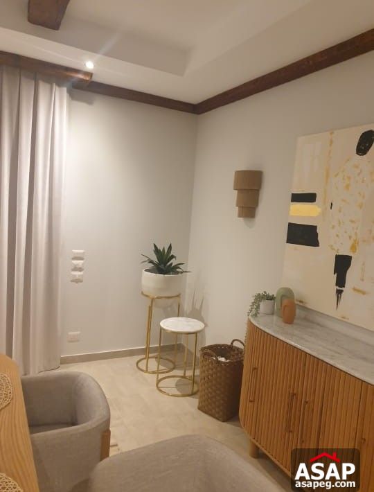 Villa with Garden for Sale in Hacienda Bay Villa with Garden for Sale in Hacienda Bay