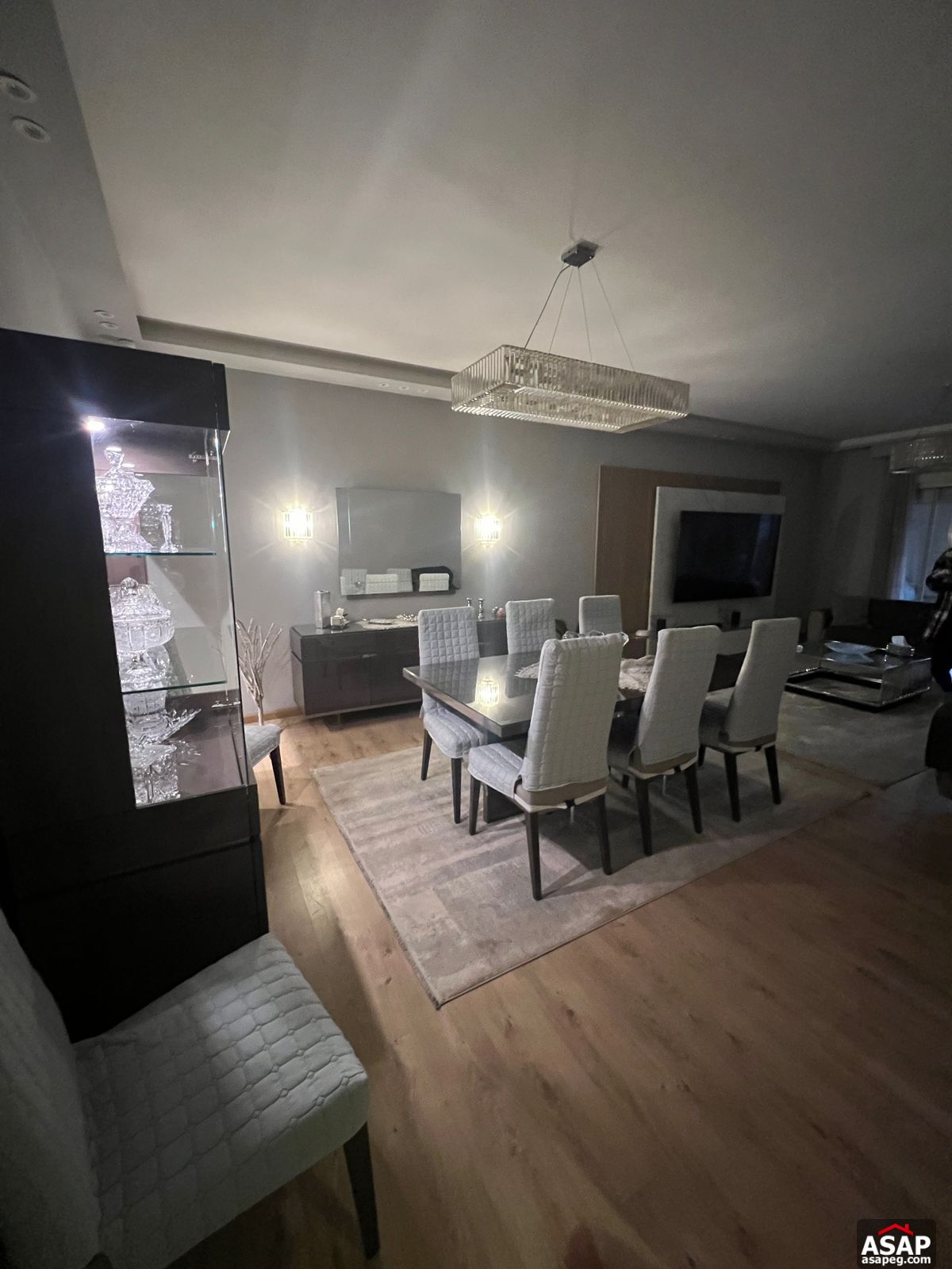 Apartment for Sale in Regents Park Compound