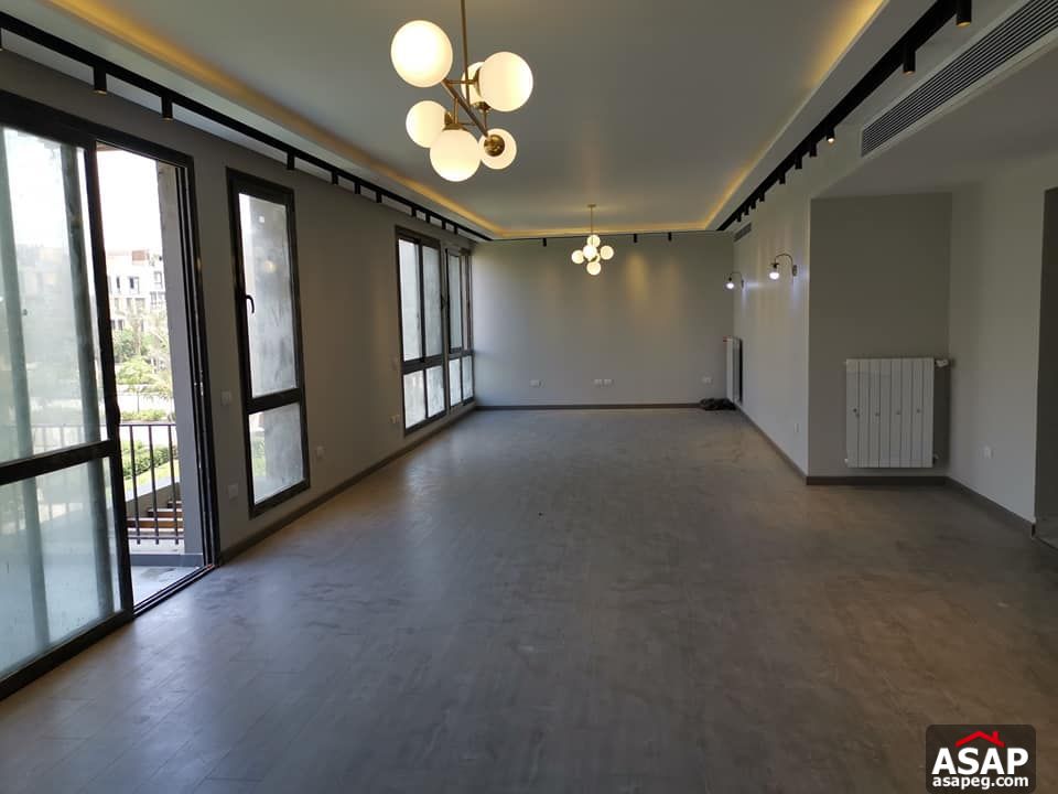 Duplex with Roof for Rent in Eastown