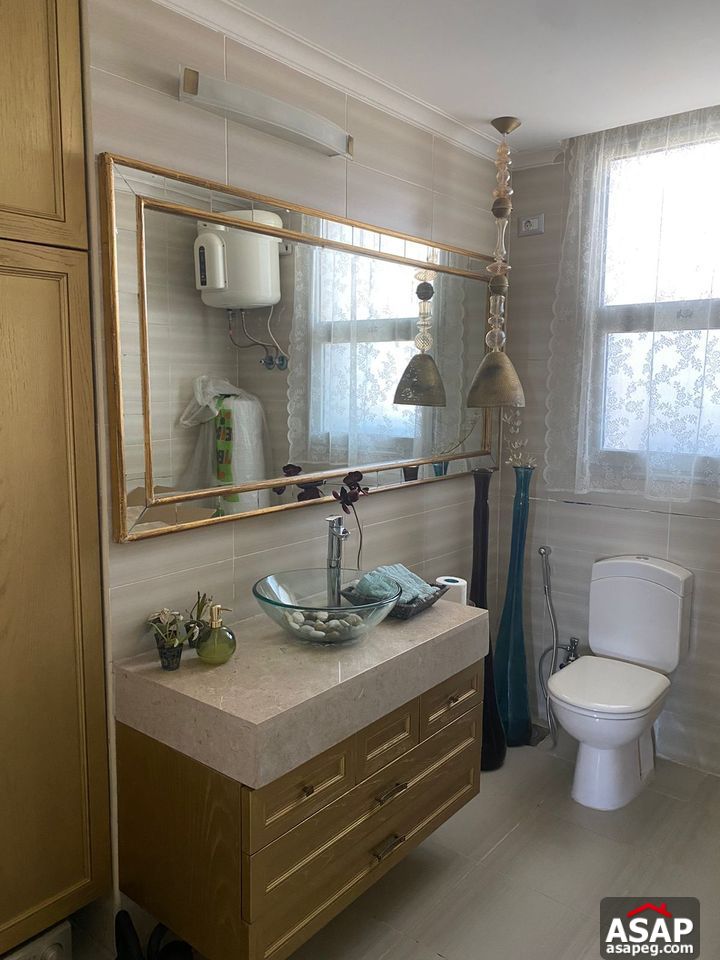 Apartment with Lake View for Rent in Palm Parks Apartment with Lake View for Rent in Palm Parks